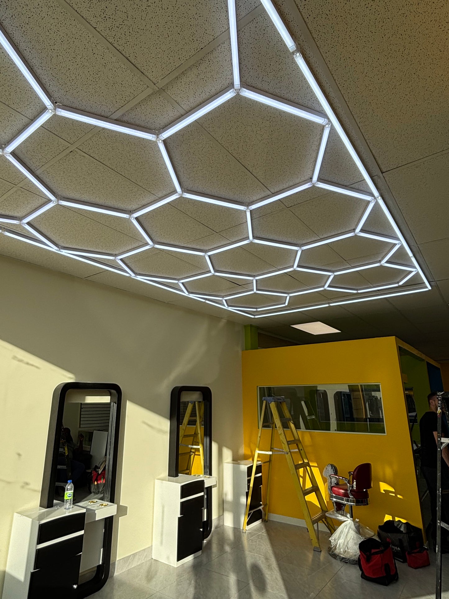 Dimmable Hexagon LED Lighting 16'x8'